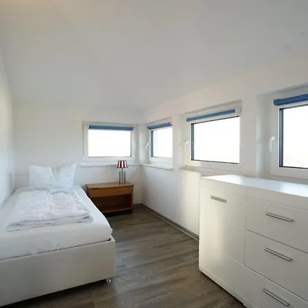 By Interhome * Hohen Wieschendorf