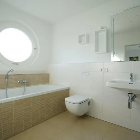 By Interhome Hohen Wieschendorf